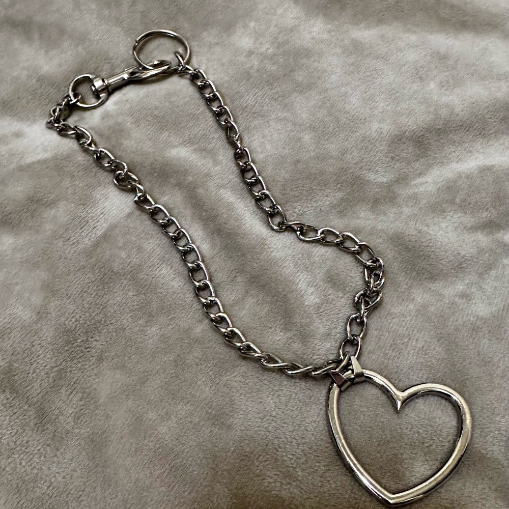 Elegant Silver Heart Necklace
